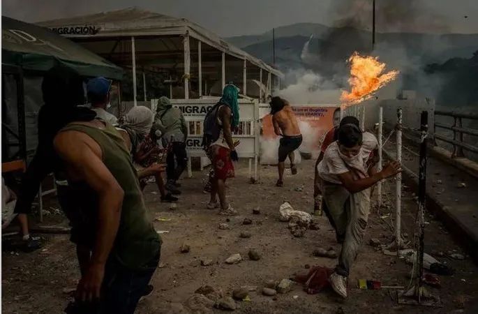 比特币行情2020/12/03分析：做个短多再做决定7