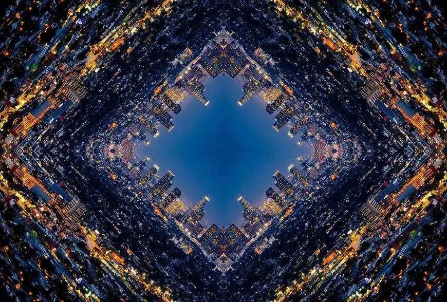 币安赢得流量大战,交易所发展展示空间折叠的凝聚效应1 币安赢得流量大战,交易所发展展示空间折叠的凝聚效应1