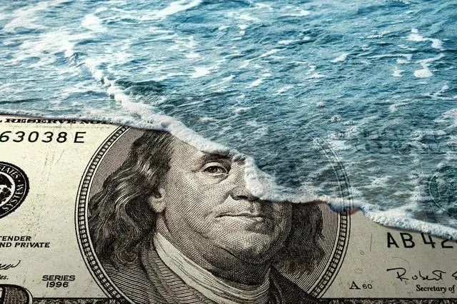 比特币暴涨吊打黄金，资源暴富，韭菜爆仓 ？9